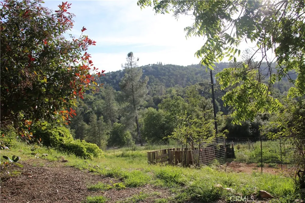 5636 E Whitlock Mariposa, CA 95338