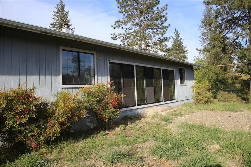 5636 E Whitlock Mariposa, CA 95338