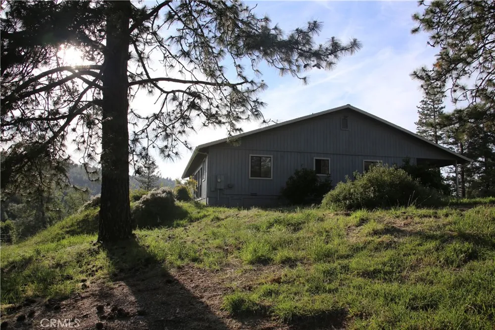 5636 E Whitlock Mariposa, CA 95338