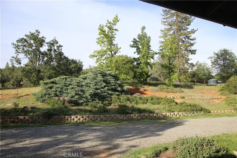 5636 E Whitlock Mariposa, CA 95338