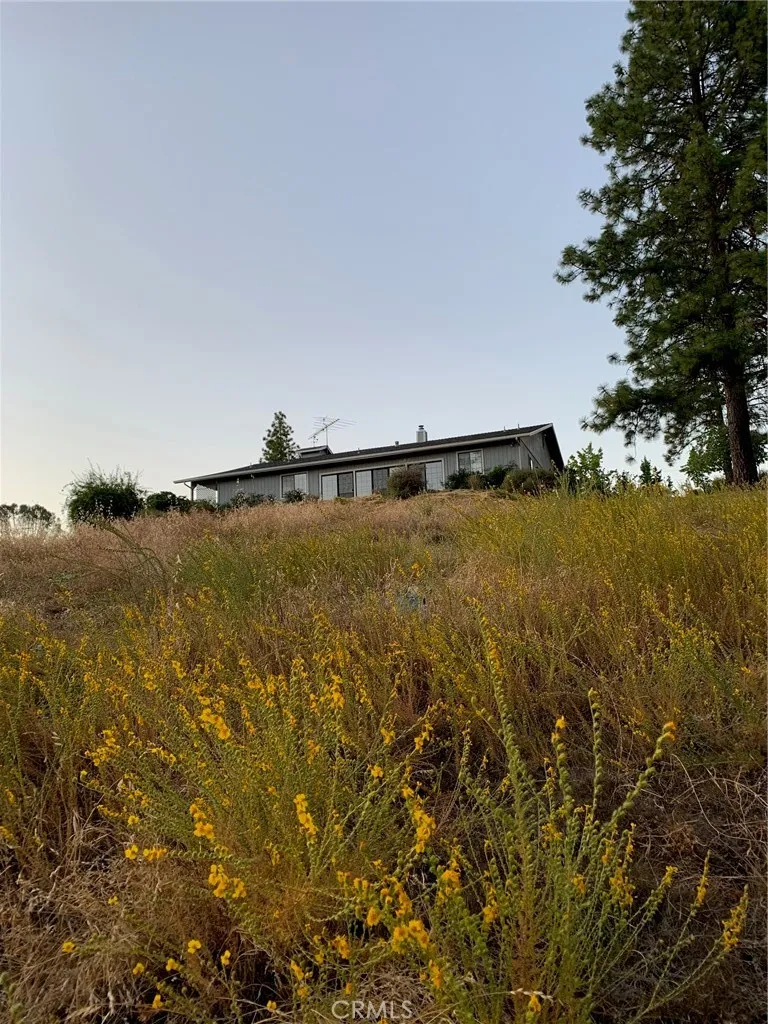5636 E Whitlock Mariposa, CA 95338