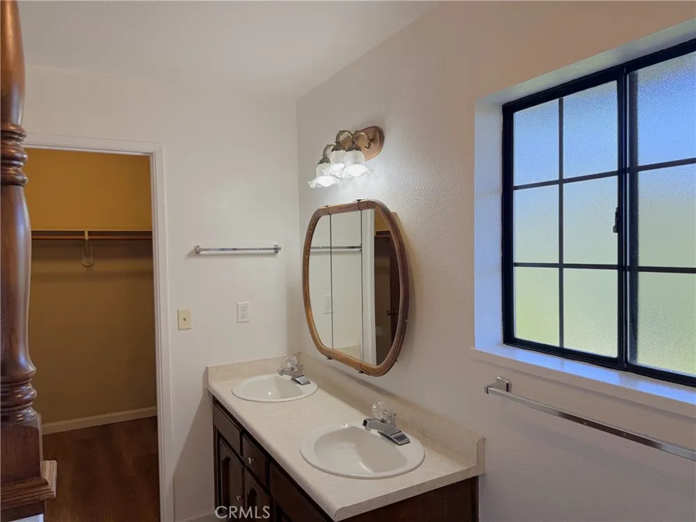 5636 E Whitlock Mariposa, CA 95338