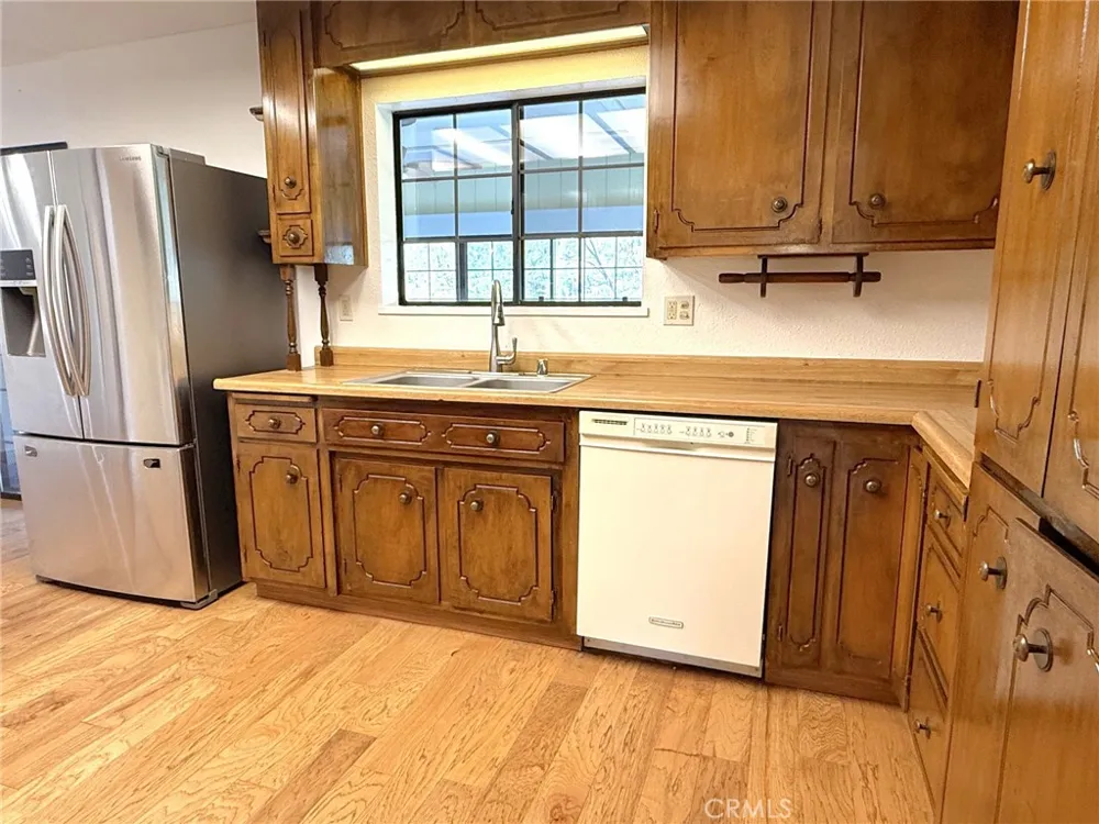 5636 E Whitlock Mariposa, CA 95338