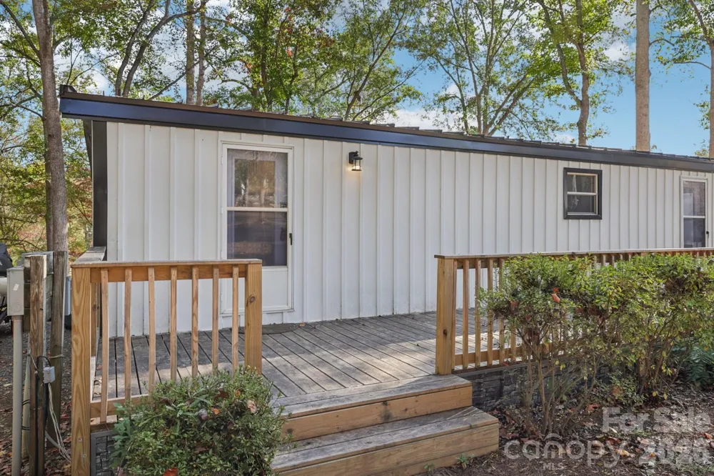 1269 Eastcreek Road Fort Lawn, SC 29714