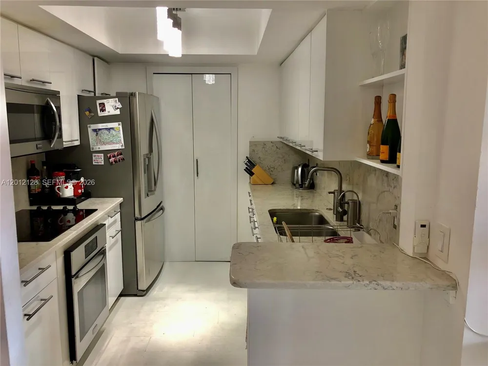 90 Alton Rd #307 Miami Beach, FL 33139