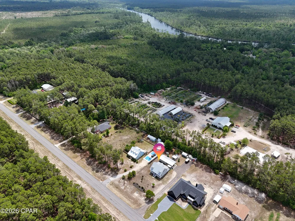 2458 County Highway 3280 Freeport, FL 32439