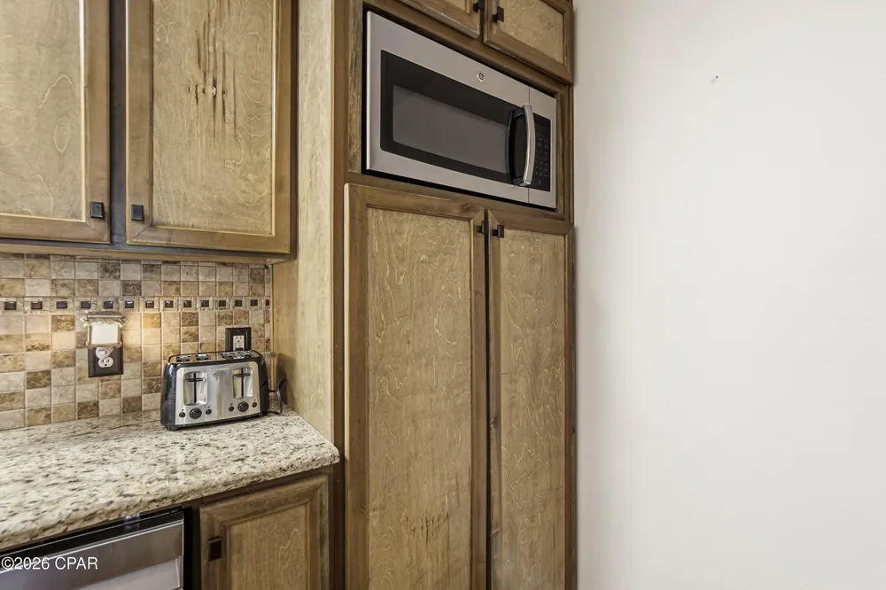 2458 County Highway 3280 Freeport, FL 32439