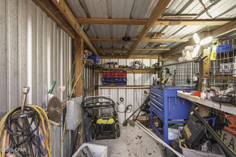 2458 County Highway 3280 Freeport, FL 32439