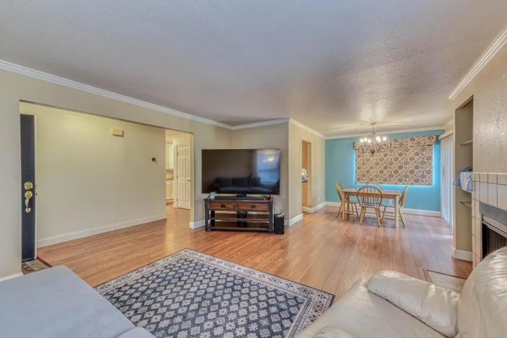 195 Del Monte Lane Morgan Hill, CA 95037
