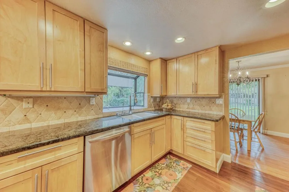 195 Del Monte Lane Morgan Hill, CA 95037