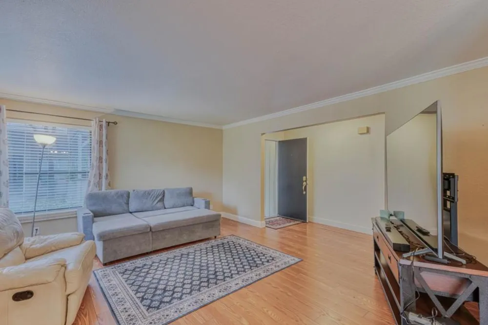195 Del Monte Lane Morgan Hill, CA 95037