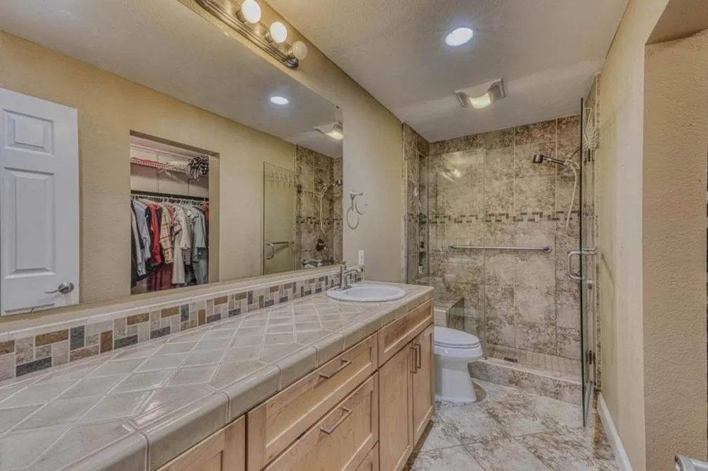 195 Del Monte Lane Morgan Hill, CA 95037