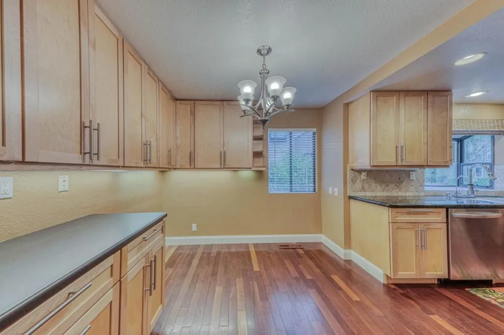 195 Del Monte Lane Morgan Hill, CA 95037