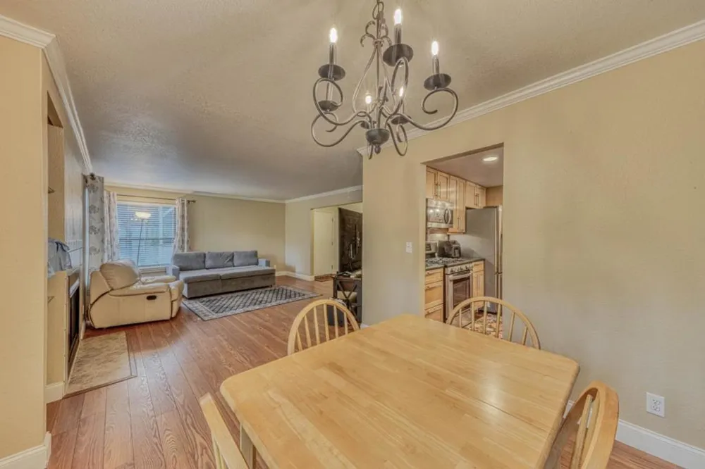 195 Del Monte Lane Morgan Hill, CA 95037