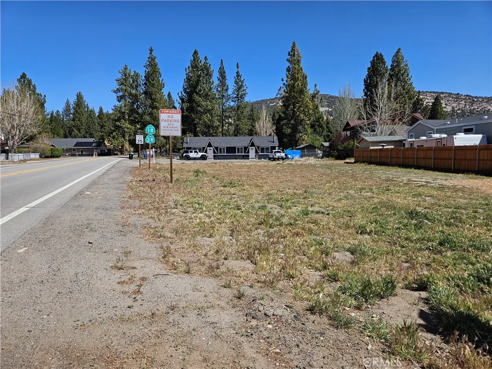 Meadow Ln Big Bear City, CA 92314