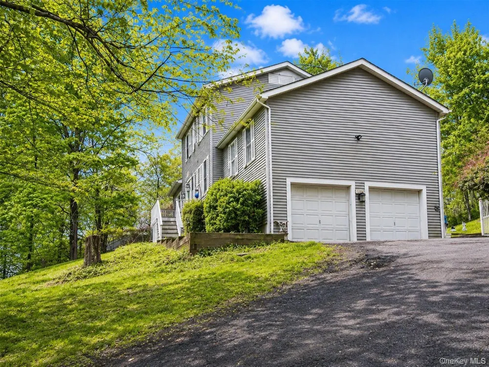 59 Cooper Street Accord, NY 12404