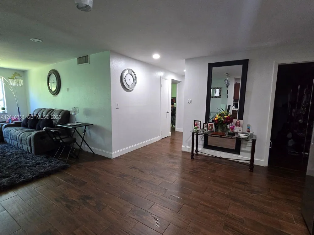14820 Naranja Lakes Blvd #D2H Homestead, FL 33032