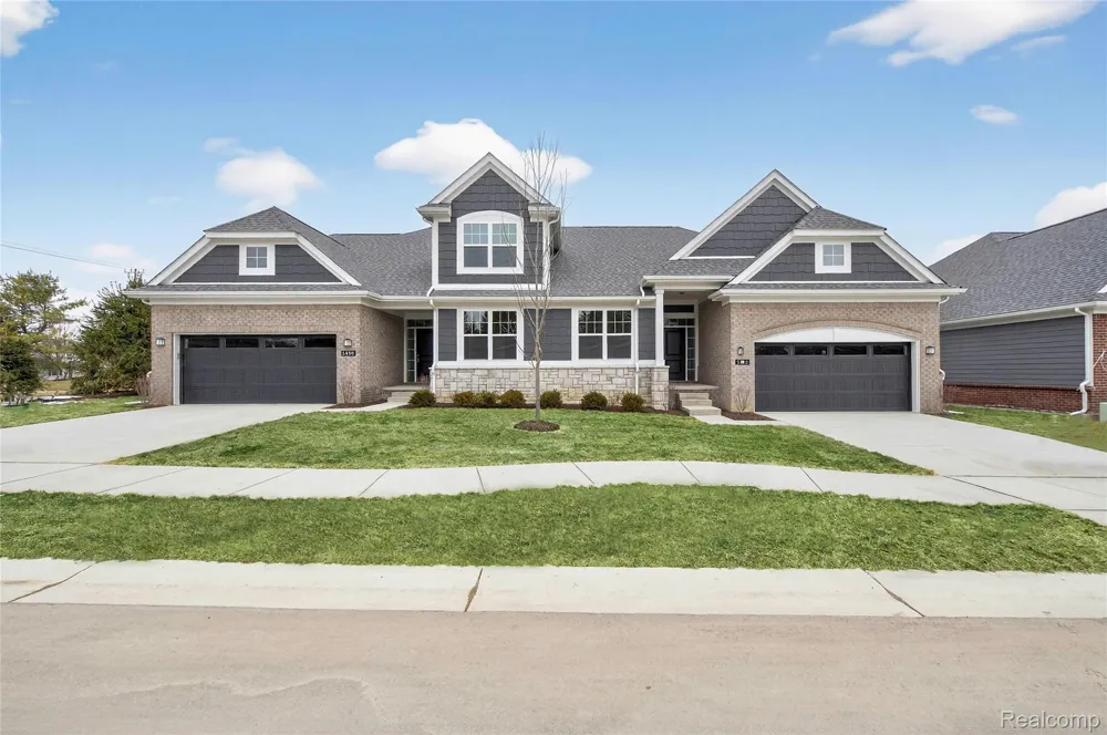 1436 Turner Drive #7 Commerce Charter Township, MI 48390