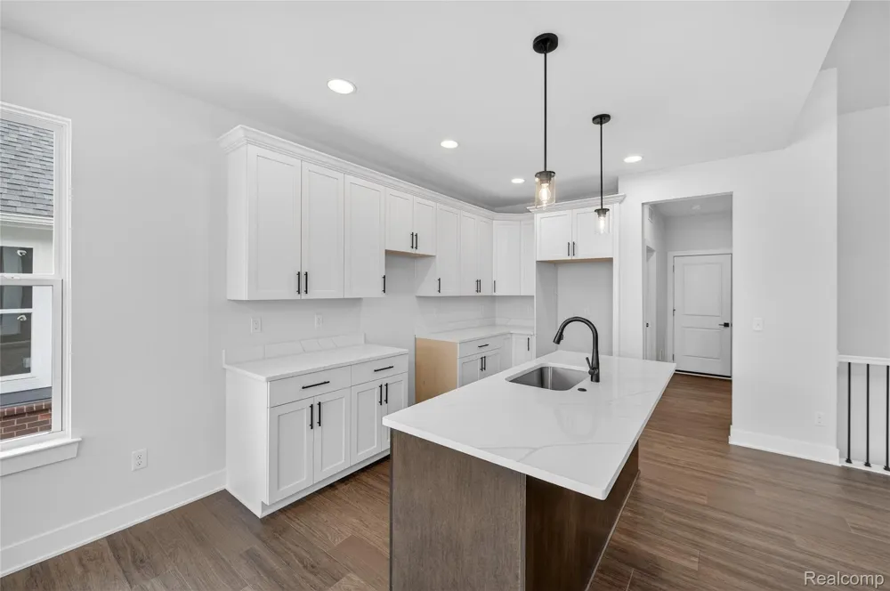 1436 Turner Drive #7 Commerce Charter Township, MI 48390