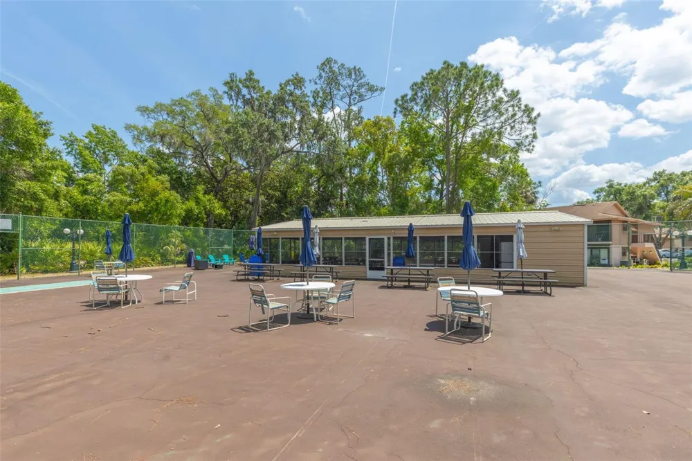 180 MAGNOLIA WOODS COURT #15B Deltona, FL 32725