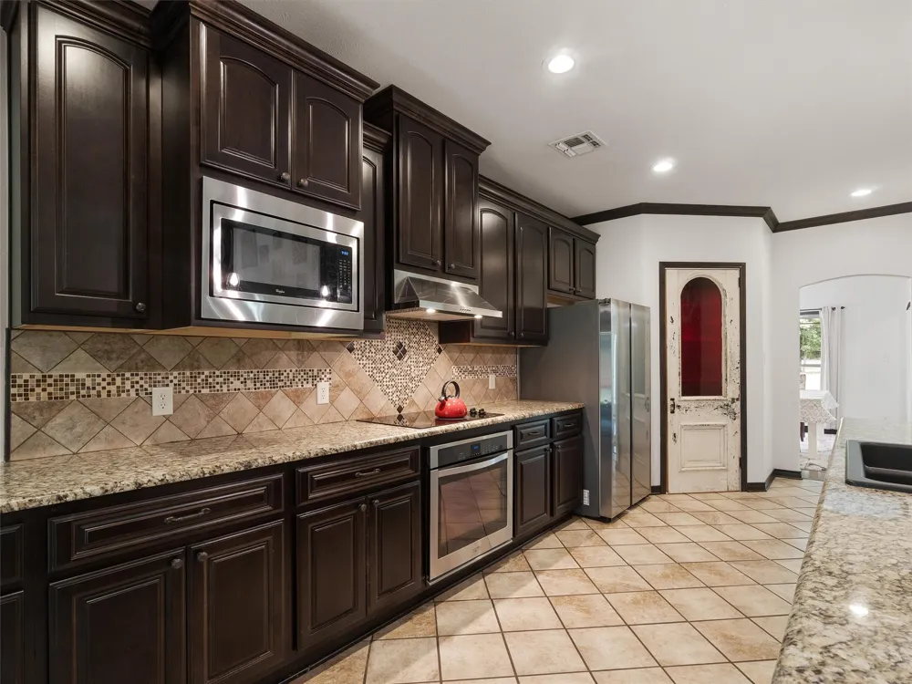 2976 CR 217 E Henderson, TX 75652