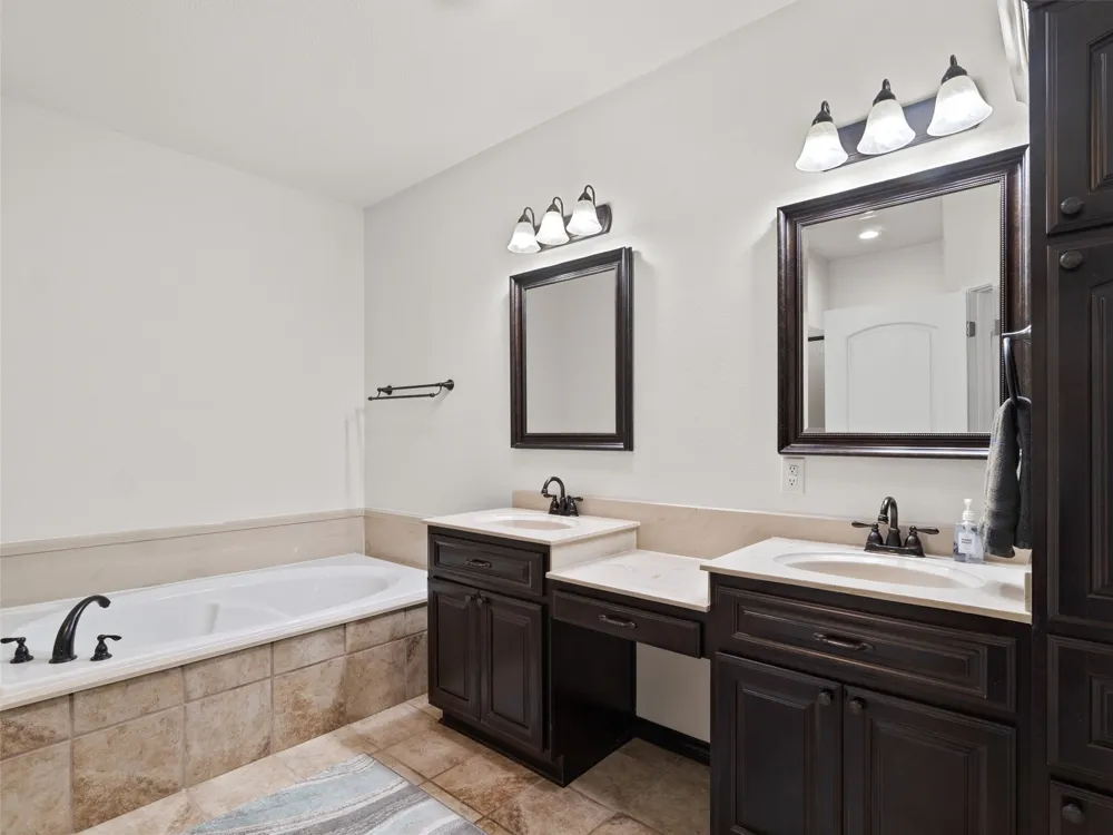 2976 CR 217 E Henderson, TX 75652