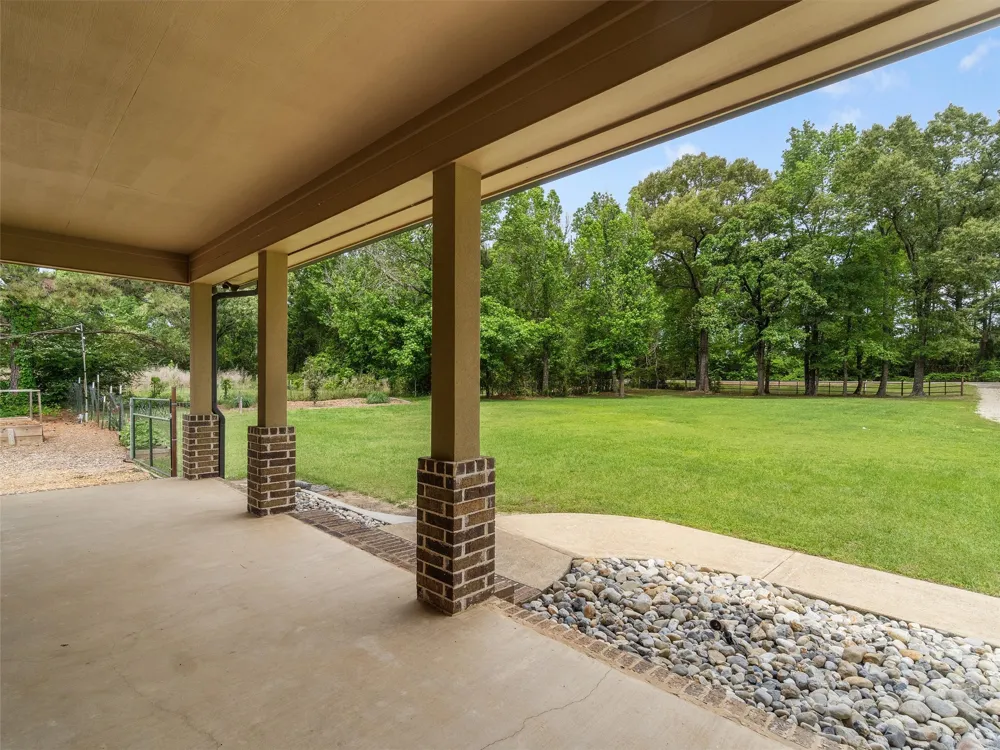 2976 CR 217 E Henderson, TX 75652
