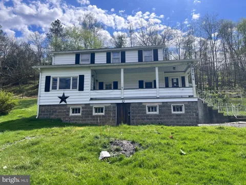 22416 SELDOM SEEN ROAD SW
