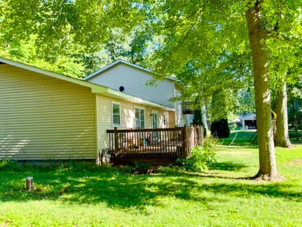 257 Edgewood Drive Quincy, MI 49082