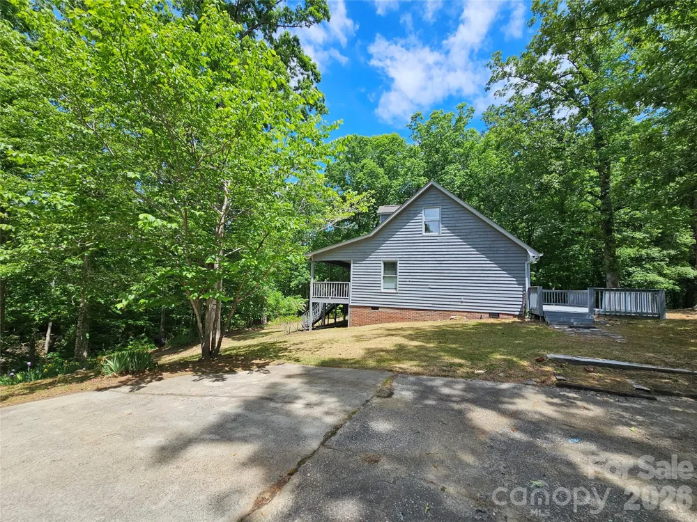 5692 Brooklyn Road Great Falls, SC 29055