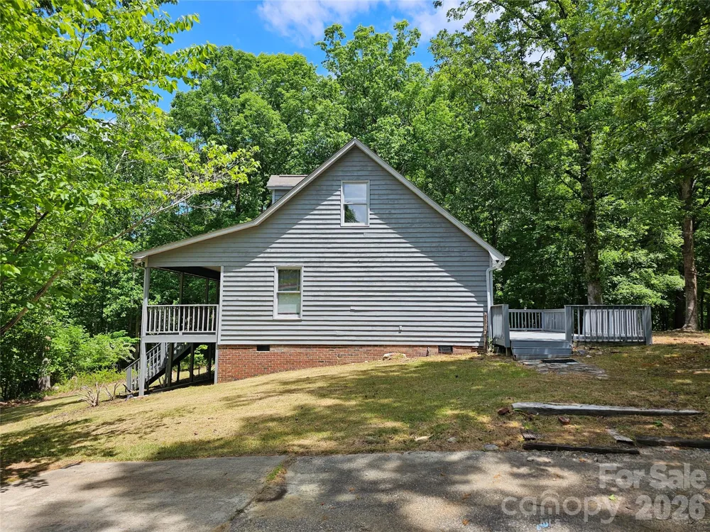 5692 Brooklyn Road Great Falls, SC 29055