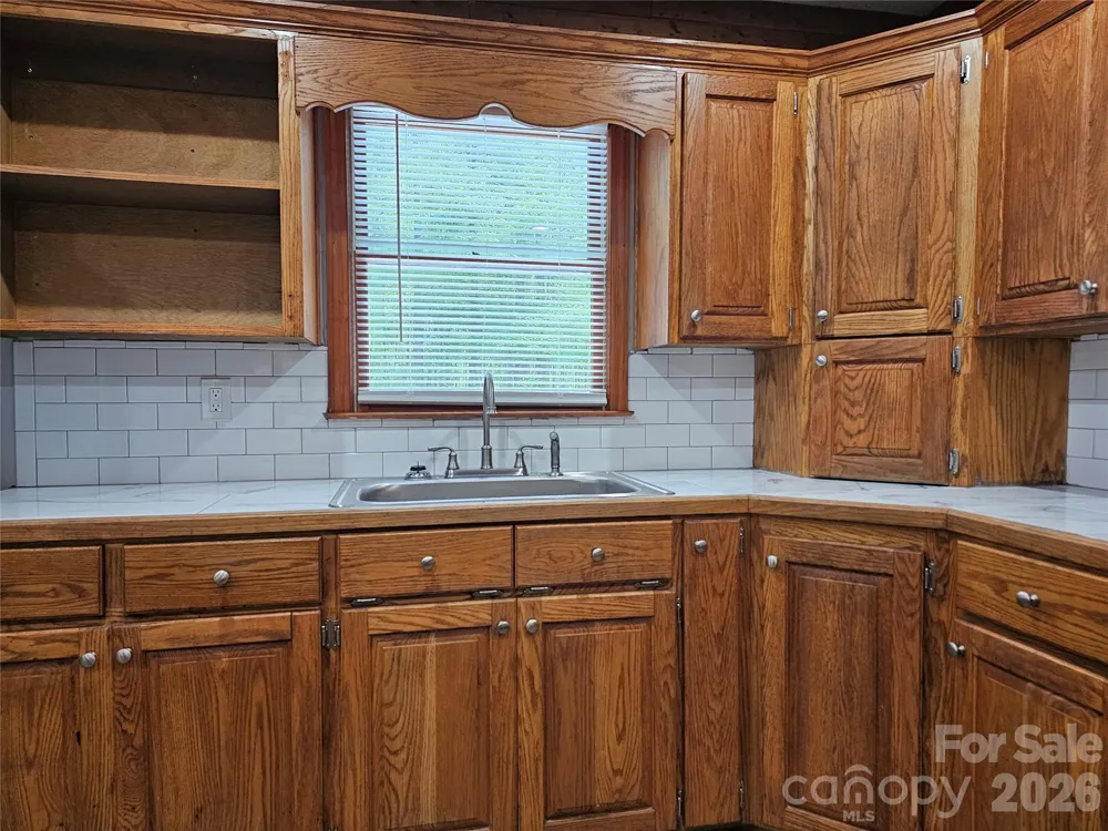 5692 Brooklyn Road Great Falls, SC 29055