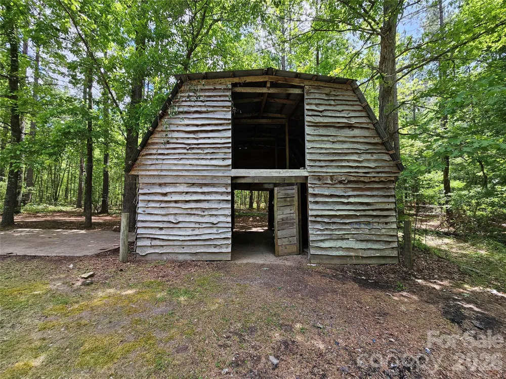 5692 Brooklyn Road Great Falls, SC 29055