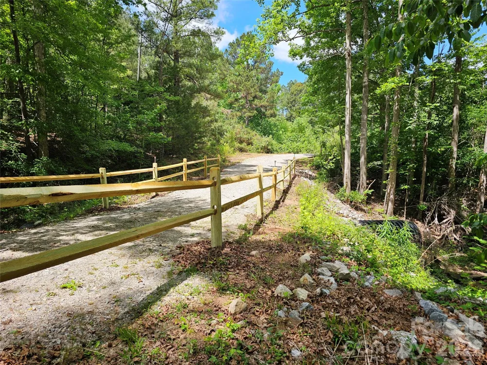 5692 Brooklyn Road Great Falls, SC 29055
