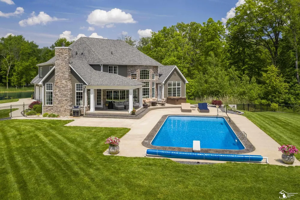 1501 W Dean Road Bedford Township, MI 48182