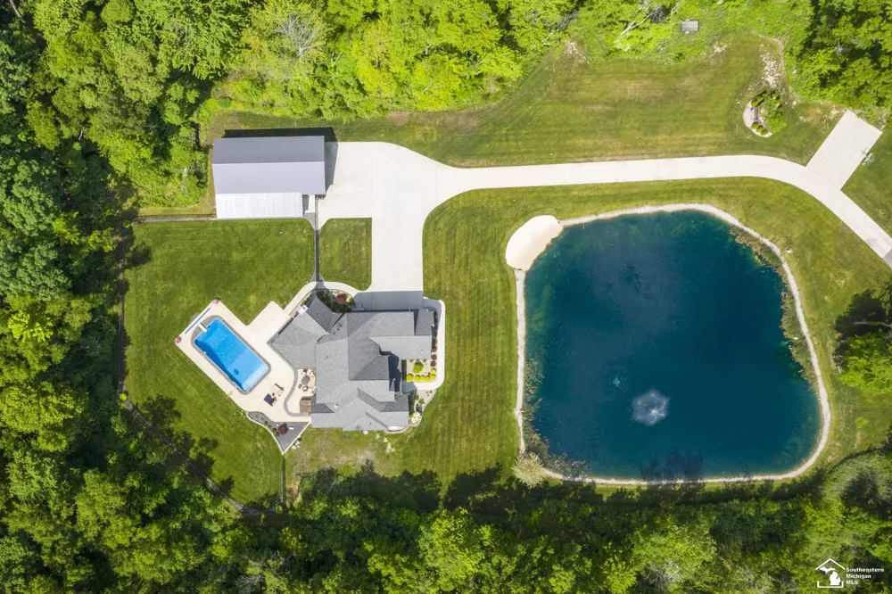 1501 W Dean Road Bedford Township, MI 48182