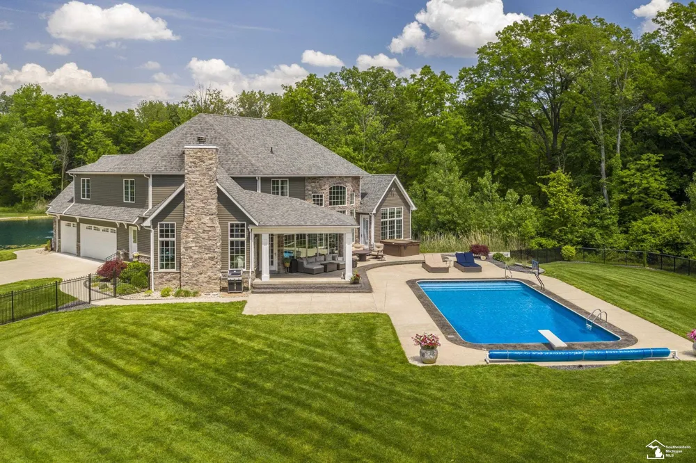 1501 W Dean Road Bedford Township, MI 48182