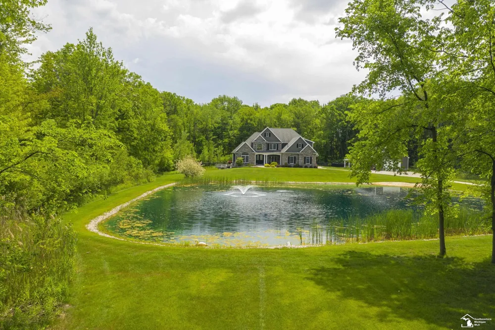 1501 W Dean Road Bedford Township, MI 48182