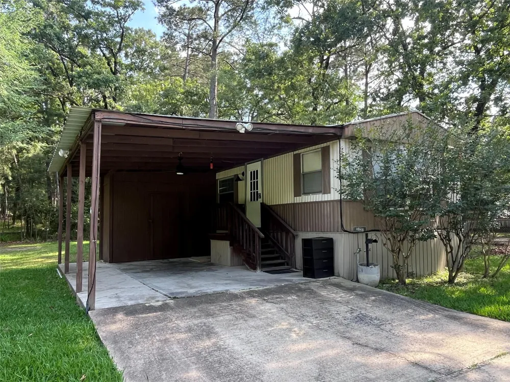 4 Meadowlark Trinity, TX 75862