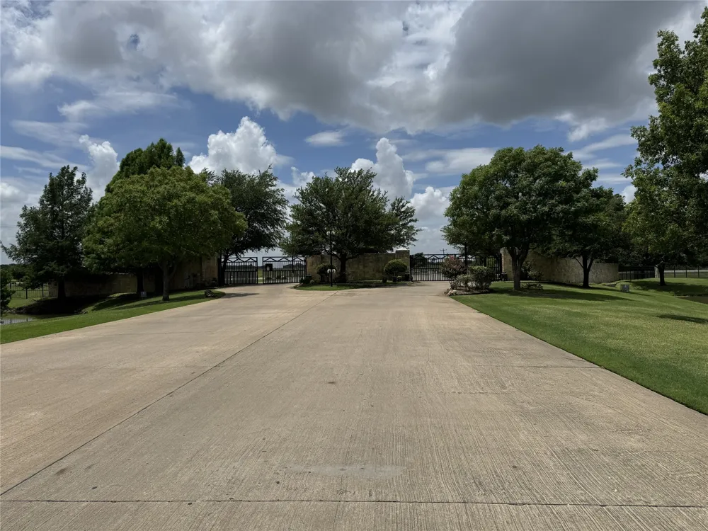 Waterstone Estates Drive McKinney, TX 75071