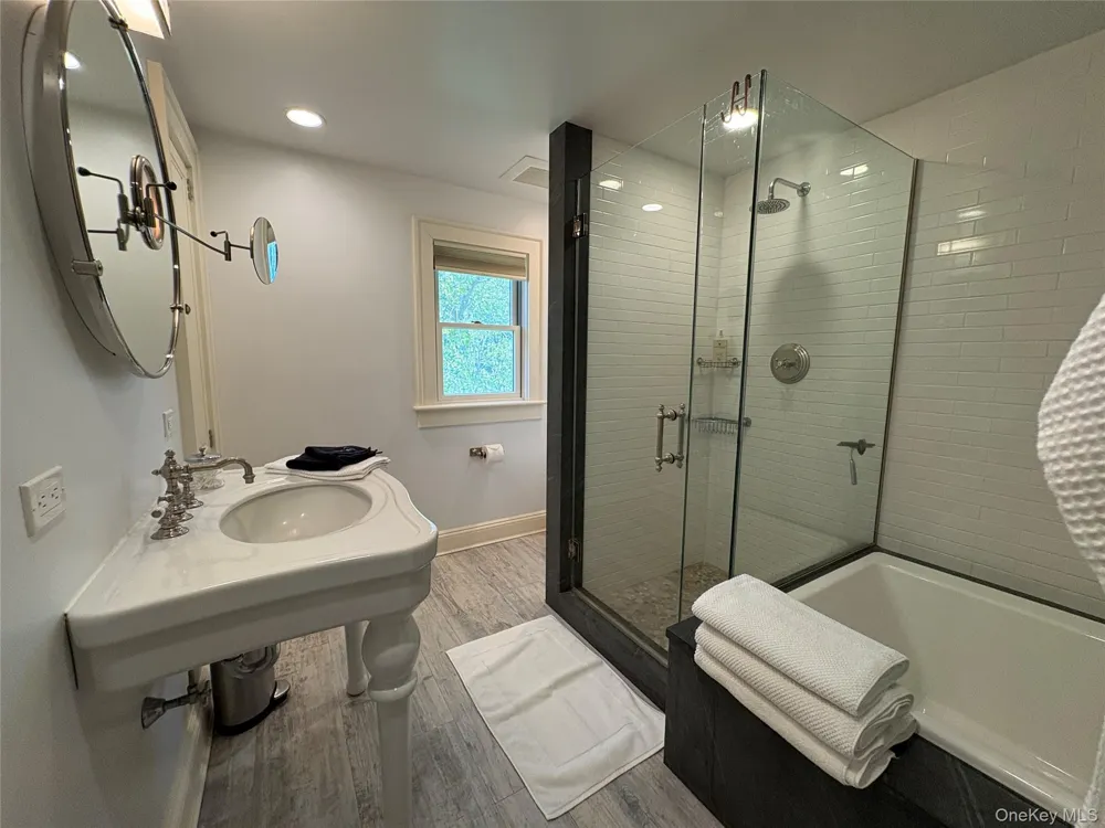 184 Twomey Avenue Calverton, NY 11933