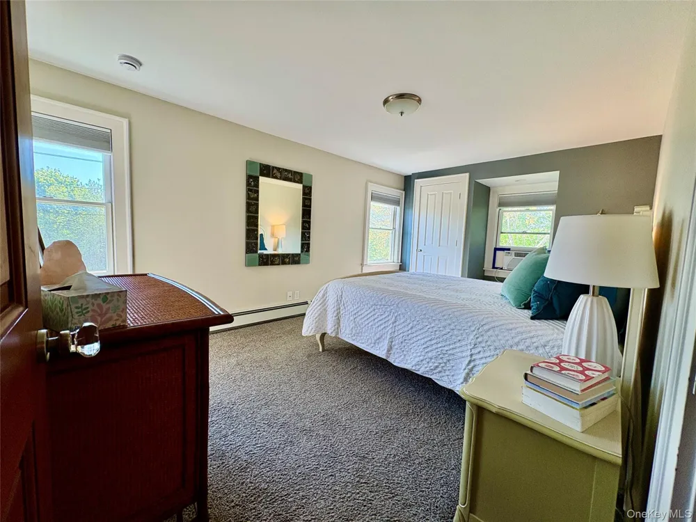 184 Twomey Avenue Calverton, NY 11933