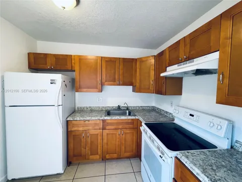 825 NW 46th Ave #825