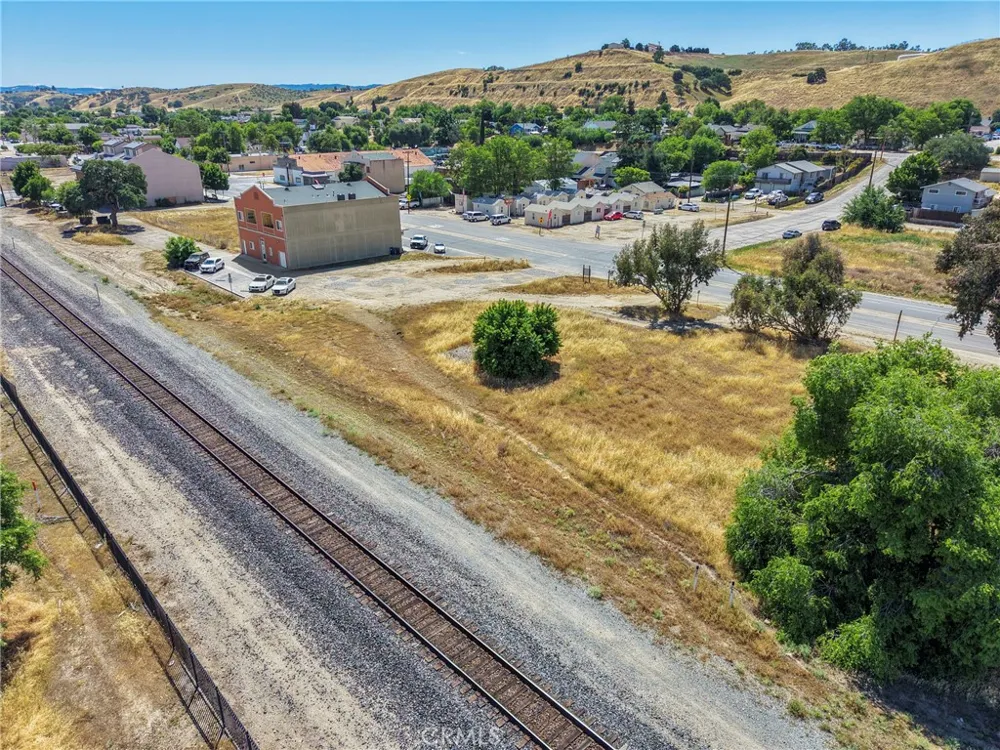 1480 Mission San Miguel, CA 93451