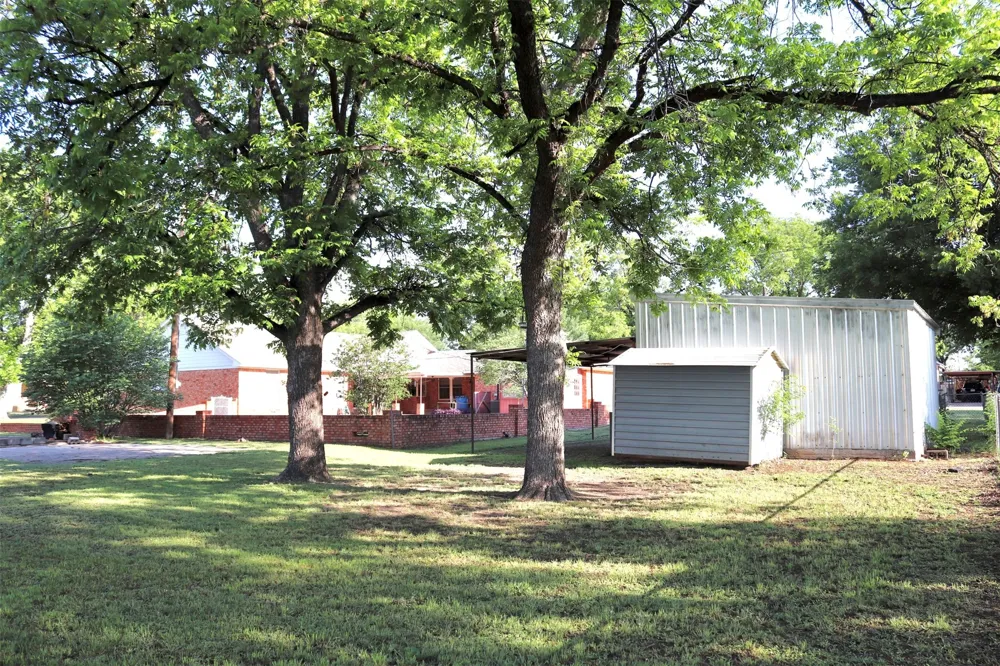 211 Spill Street Winters, TX 79567