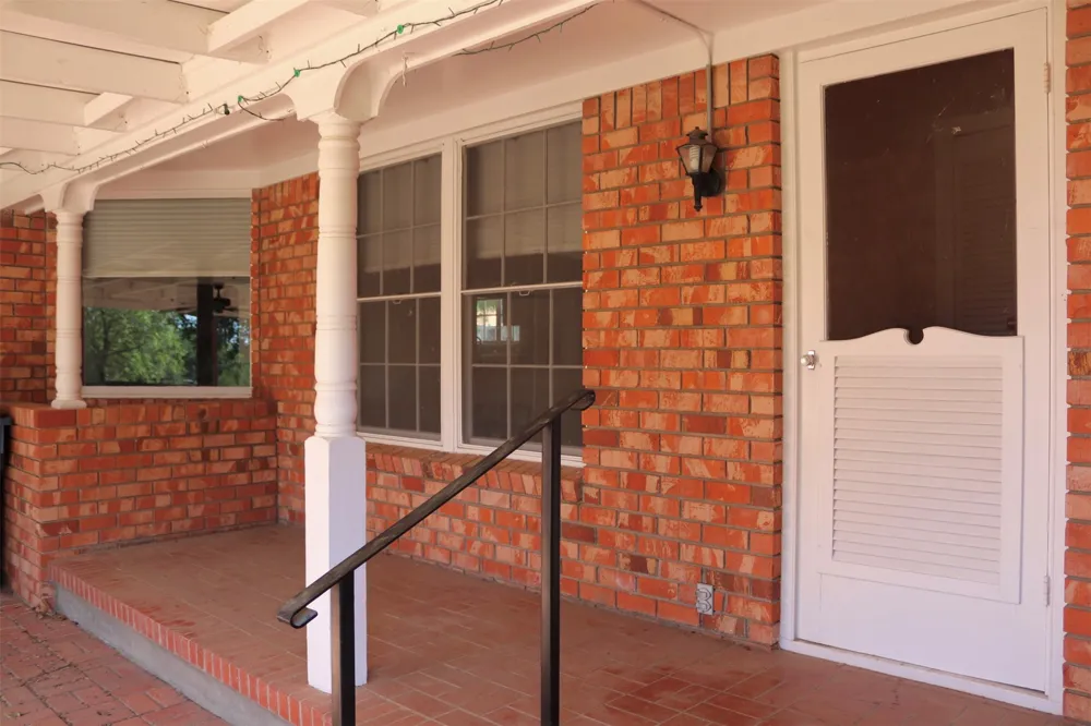 211 Spill Street Winters, TX 79567