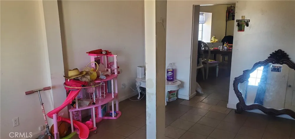 26732 Nichols Boron, CA 93516