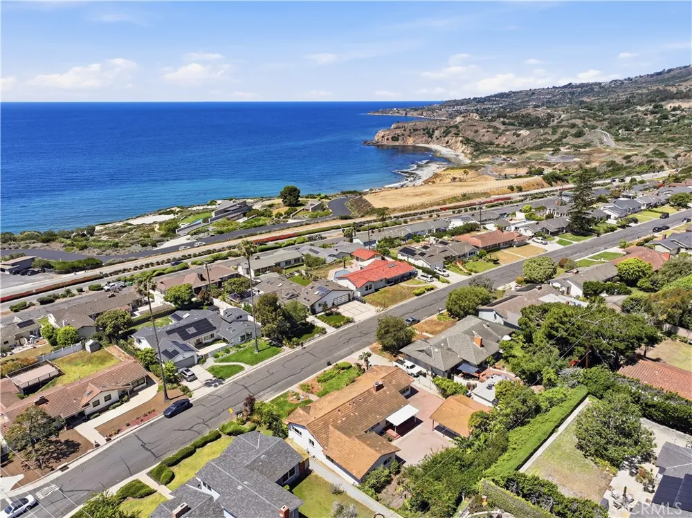 4213 Admirable Rancho Palos Verdes, CA 90275