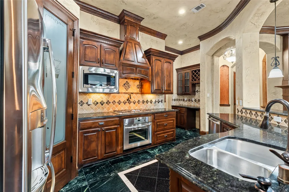 1206 Genesis Drive Mansfield, TX 76063