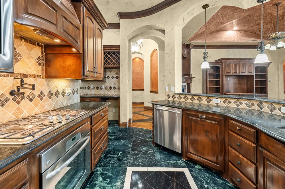 1206 Genesis Drive Mansfield, TX 76063
